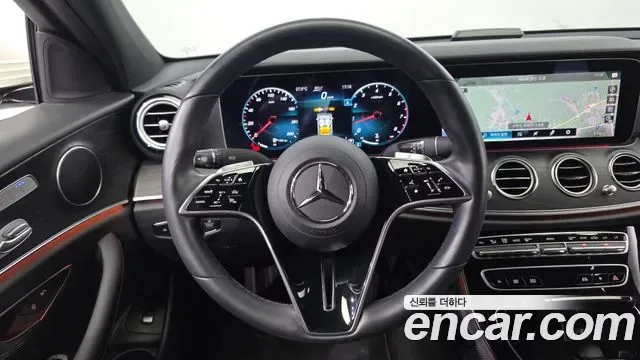 Mercedes-Benz E-Class E250, миниатюра 6