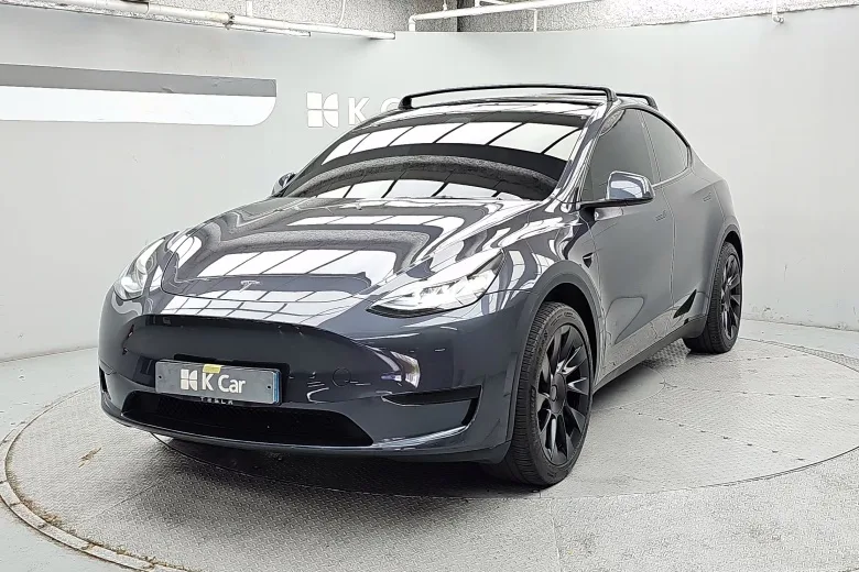 Tesla Y RWD