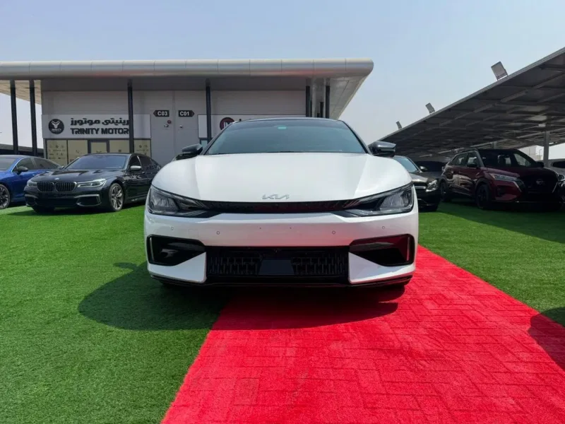 Kia year 2023 Kilometers 29,000 Kms Regional EV6 FULL OPTION CANADIAN SPECS ELECTRIC PERFORMANCE Model: 2023