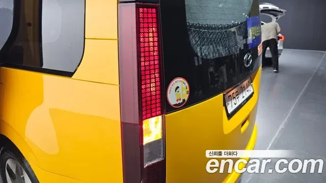Hyundai Staria L3.5 15 мест, миниатюра 8
