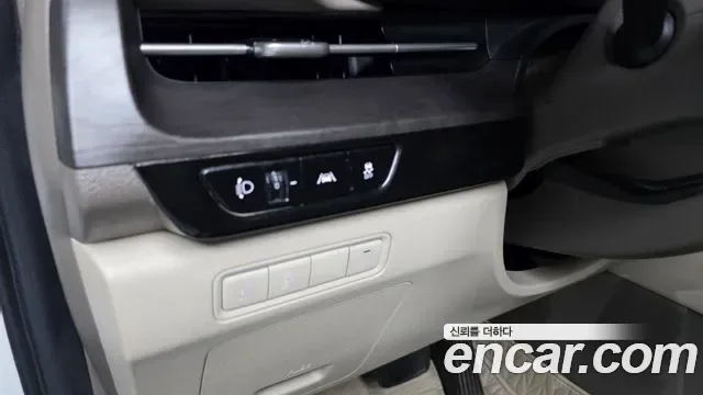 Kia Carnival дизель 9 мест Prestige, миниатюра 2