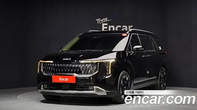 Kia Carnival дизель 9 мест Signature