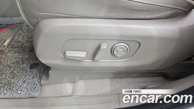 Kia Carnival дизель 9 мест Signature, миниатюра 14