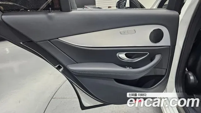 Mercedes-Benz E-Class E250, миниатюра 27