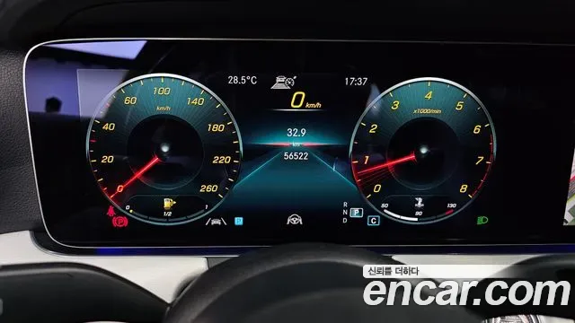 Mercedes-Benz E-Class E250, миниатюра 17