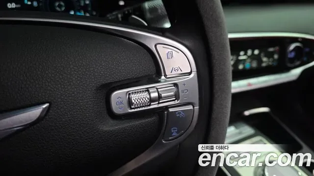 Genesis GV70 2.5T бензин 2WD ( ), миниатюра 9