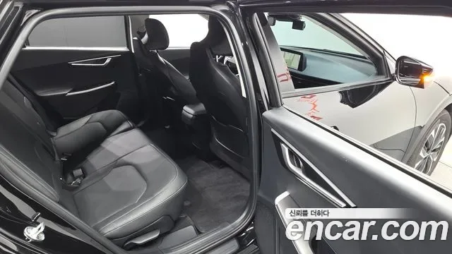 Kia EV6, миниатюра 7