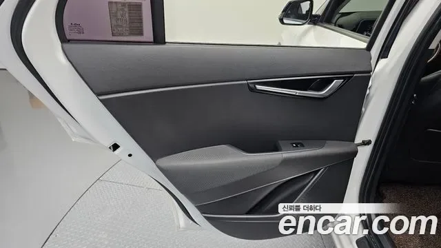 Kia Niro EV, миниатюра 21