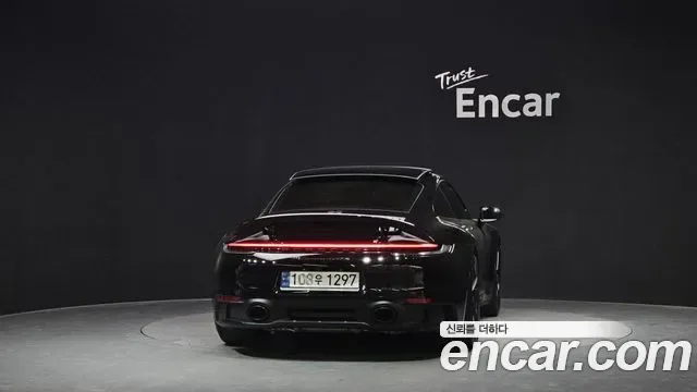 Porsche 911 4 GTS, миниатюра 26