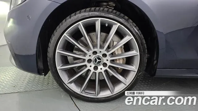 Mercedes-Benz E-Class E350 4MATIC AMG Line, миниатюра 7