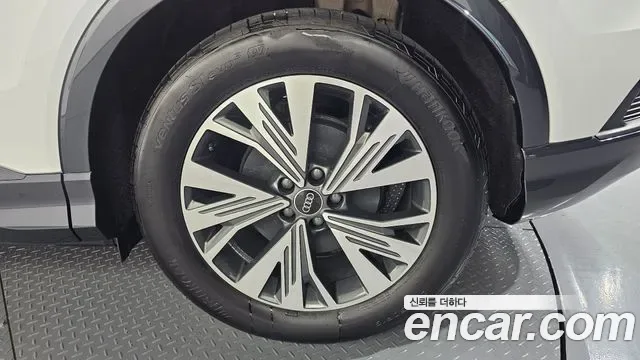 Audi Q4, миниатюра 20