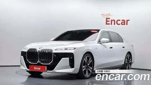 BMW 7 (G70) 750e xDrive M