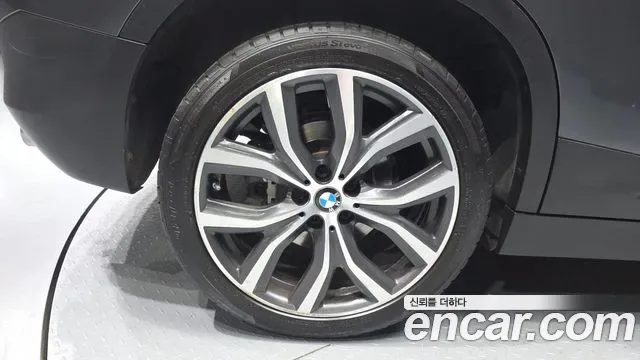 BMW X2 xDrive20i, миниатюра 12