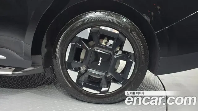 Kia Carnival бензин 7 мест Signature, миниатюра 20