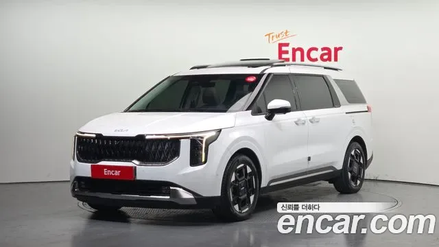 Kia Carnival HEV 9 мест