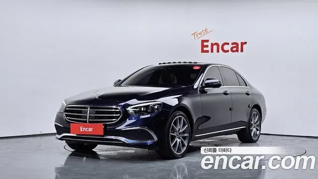 Mercedes-Benz E-Class E300e 4MATIC