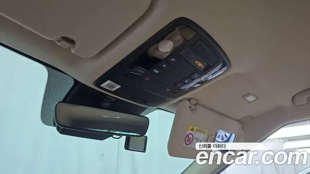 Kia Carnival бензин 7 мест, миниатюра 17