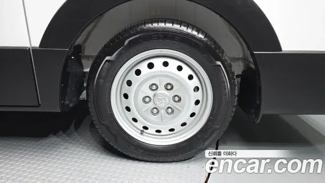 Hyundai ST1 Premium, миниатюра 6