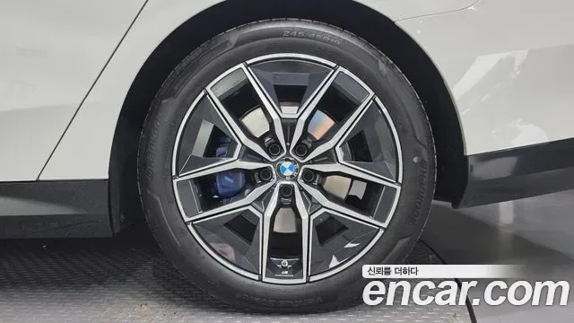BMW 5 (G60) 520i M, миниатюра 5