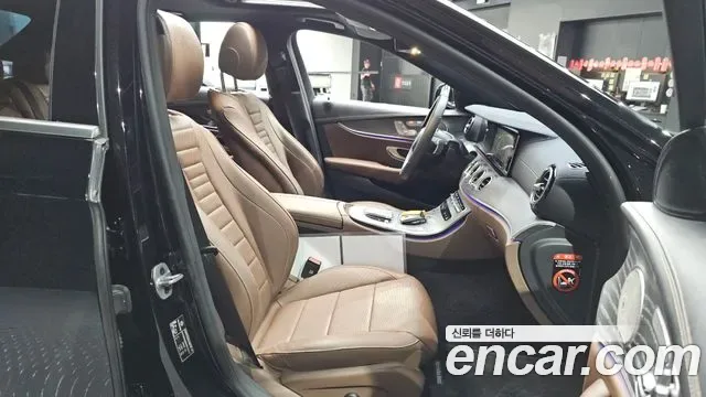 Mercedes-Benz E-Class E350 4MATIC, миниатюра 24