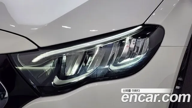 Mercedes-Benz E-Class E200 AMG Line, миниатюра 28