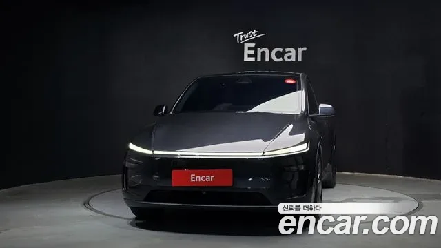 Tesla Y AWD, миниатюра 2