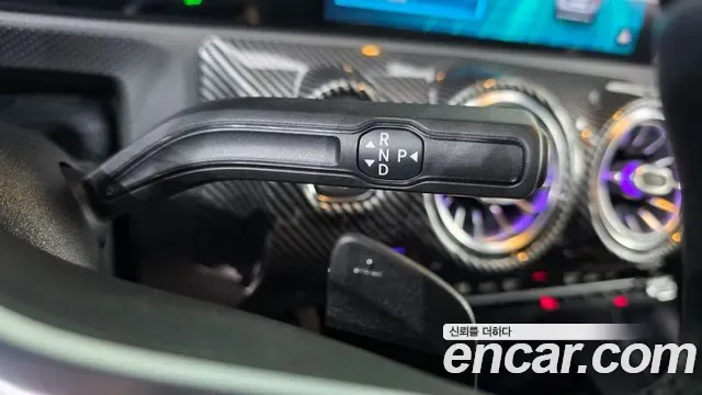 Mercedes-Benz A-Class A220, миниатюра 3