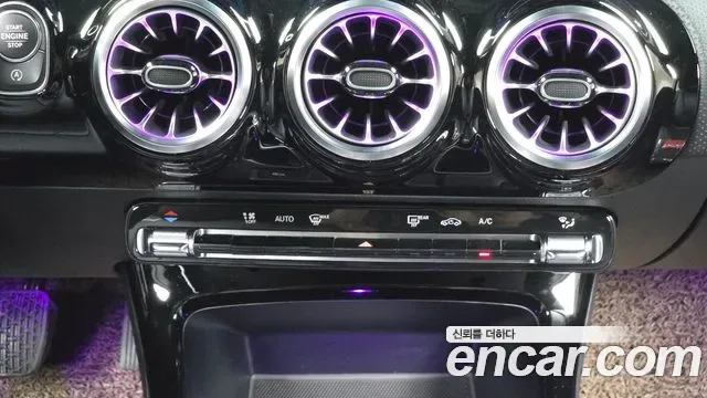 Mercedes-Benz A-Class A220, миниатюра 24