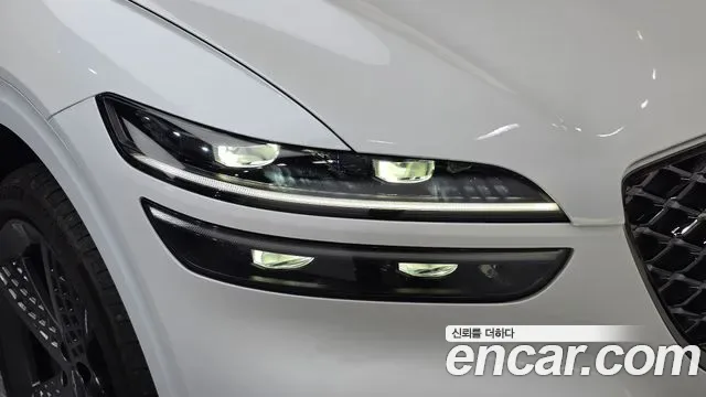 Genesis GV70 2.5T бензин AWD ( ), миниатюра 3