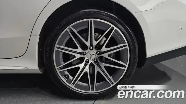 Mercedes-Benz AMG GT 4 43 4MATIC+, миниатюра 6