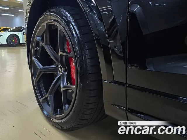 Audi RSQ8 4.0 TFSI, миниатюра 6