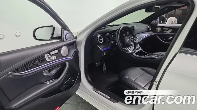 Mercedes-Benz E-Class E220d 4MATIC AMG Line, миниатюра 7