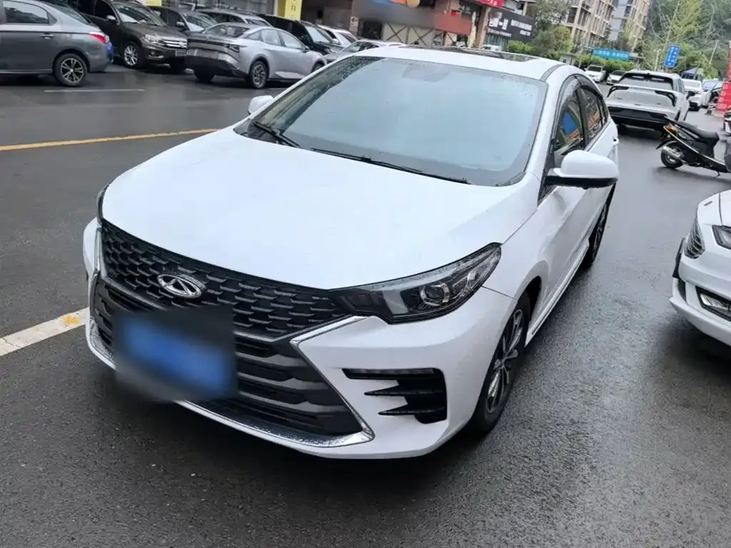 Chery Arrizo 5 PLUS