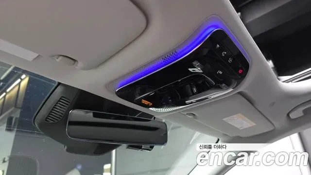 Mercedes-Benz E-Class E200, миниатюра 26