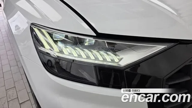 Audi Q8 55 TFSI Premium, миниатюра 18
