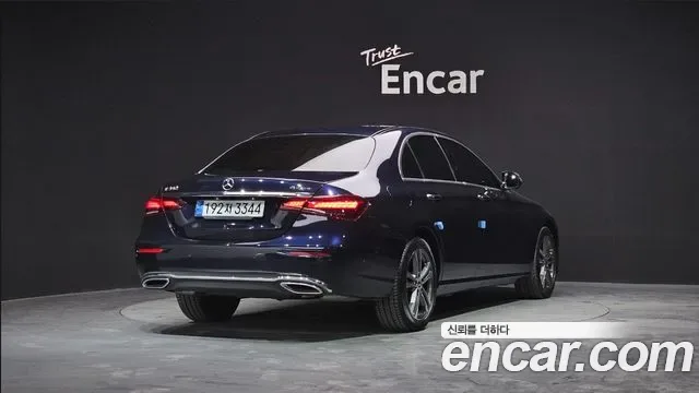 Mercedes-Benz E-Class E350 4MATIC, миниатюра 11