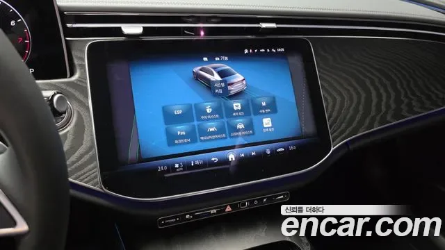 Mercedes-Benz E-Class E200, миниатюра 18