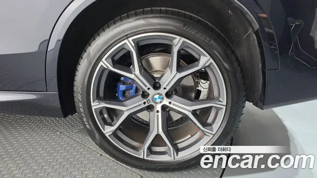BMW X5 xDrive 40i M, миниатюра 17