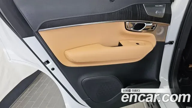 Volvo XC90 B6, миниатюра 3