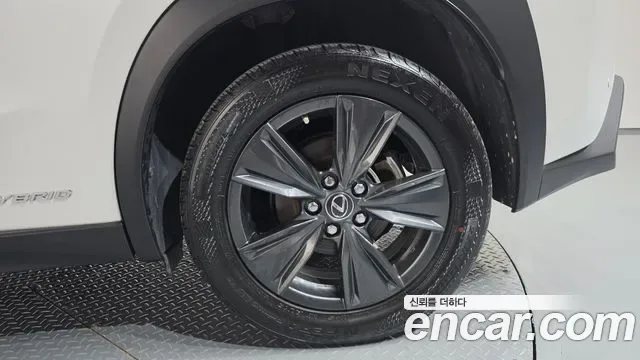 Lexus UX 2.0 2WD, миниатюра 14