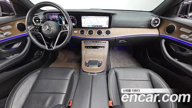 Mercedes-Benz E-Class E250, миниатюра 11
