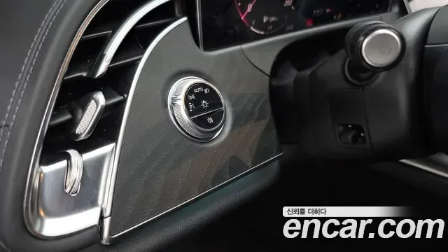 Mercedes-Benz E-Class E200, миниатюра 29