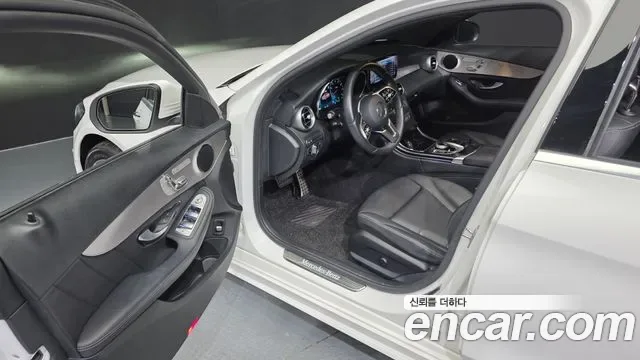 Mercedes-Benz C-Class C200 AMG Line, миниатюра 11