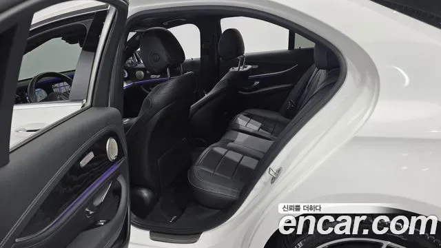 Mercedes-Benz E-Class E220d 4MATIC AMG Line, миниатюра 27