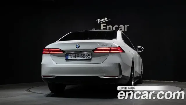 BMW 5 (G60) 520i, миниатюра 16