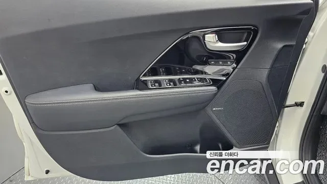 Kia Niro 1.6 HEV, миниатюра 27