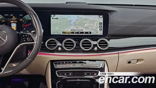 Mercedes-Benz E-Class E450 4MATIC, миниатюра 27