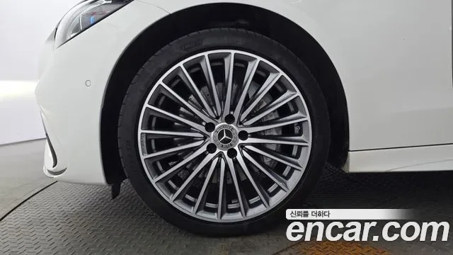 Mercedes-Benz C-Class C300 AMG Line, миниатюра 14