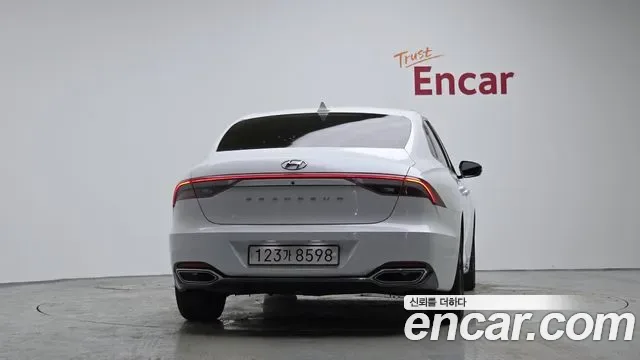 Hyundai Grandeur Premium, миниатюра 12