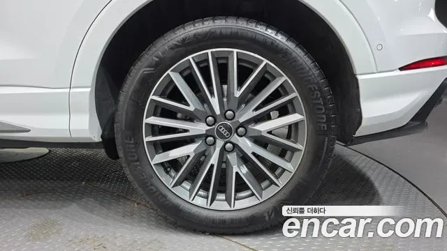 Audi Q3 35 TDI Premium, миниатюра 8